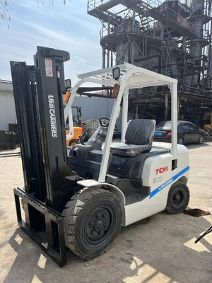 3 tonnes de chariot élévateur diesel japonais original pour les besoins et les solutions de la construction d'ingénierie