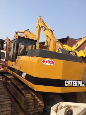 Excavateur hydraulique à rampe CAT E200B d'occasion