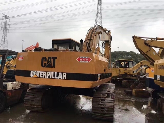 Excavateur hydraulique à rampe CAT E200B d'occasion