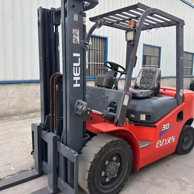 Télélift à trois étages à héli 3t diesel d'occasion 2,5 tonnes 3 tonnes 3,5 tonnes 4 tonnes 5 tonnes 16 tonnes 30 tonnes