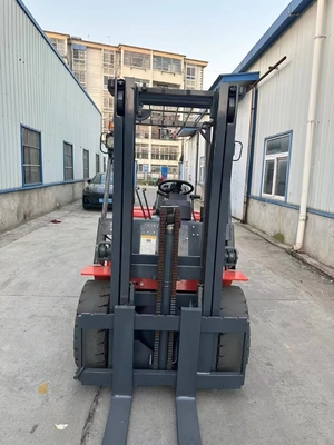 Télélift à trois étages à héli 3t diesel d'occasion 2,5 tonnes 3 tonnes 3,5 tonnes 4 tonnes 5 tonnes 16 tonnes 30 tonnes