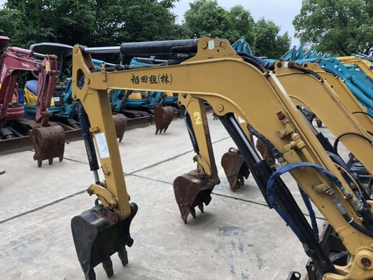 CAT301.5CR Mini Excavator 2022 Année avec des heures de travail faibles et une vitesse de rotation de 9,8 tours par minute