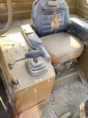 Bulldozers CAT D5M à haute efficacité de fonctionnement japonais avec de courtes heures de travail