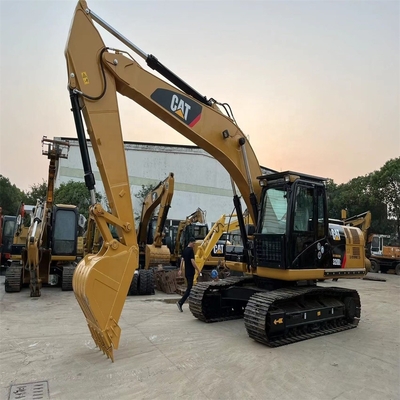 En bon état Caterpillar 320D2 Excavator Moteur CAT original avec peu d'heures de travail