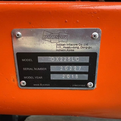 Excavateur hydraulique de type mobile Excavateur d'occasion Doosan DX225LC Coréen