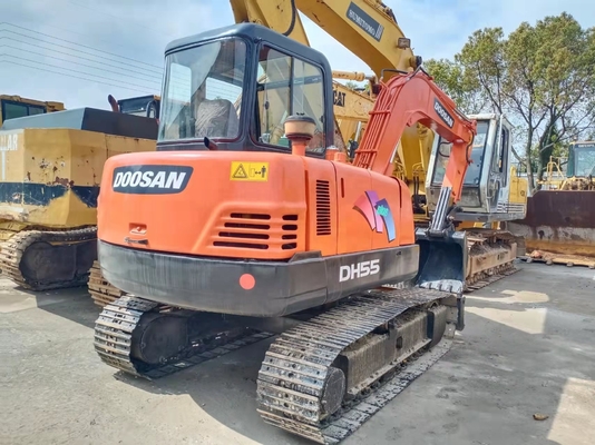 5Excavateur à rampe Doosan DH55 de 5 tonnes avec moteur original coréen et 0 à 2000 heures de travail