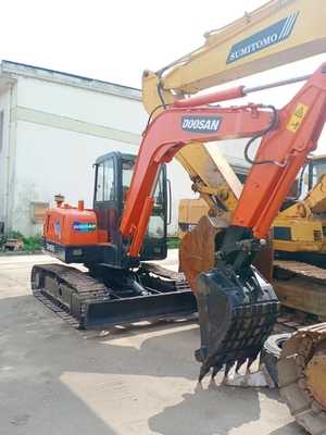 5Excavateur à rampe Doosan DH55 de 5 tonnes avec moteur original coréen et 0 à 2000 heures de travail