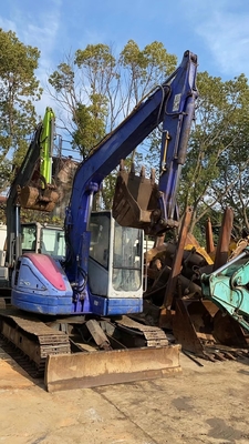 Excavateur PC78 Komatsu d'occasion avec une efficacité opérationnelle élevée et un bon état