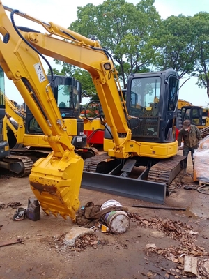 Mini Komatsu PC50 Excavateur 0.2m3 capacité de seau 100% prêt Excellent état