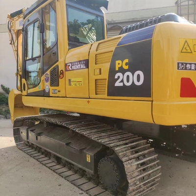 Excavateur hydraulique KOMATSU PC200-8 en bon état
