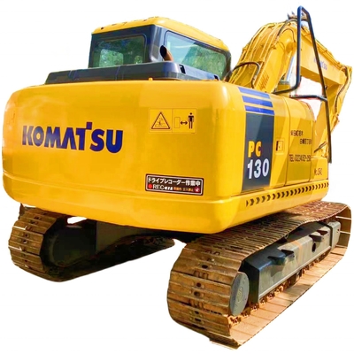 Komatsu PC130-7 Moteur 13T Excavateur à rampe utilisée au Japon