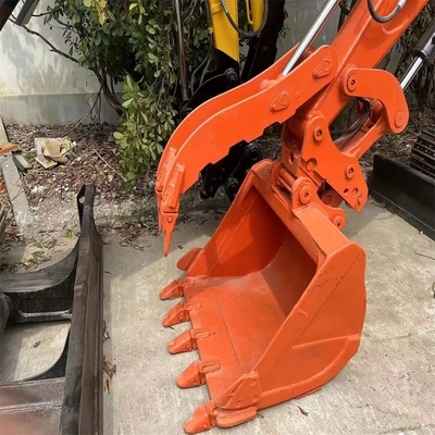 Mini-excavatrice d'occasion de 6 tonnes avec 95% Japon Hitachi ZX65UR et autre cylindre hydraulique