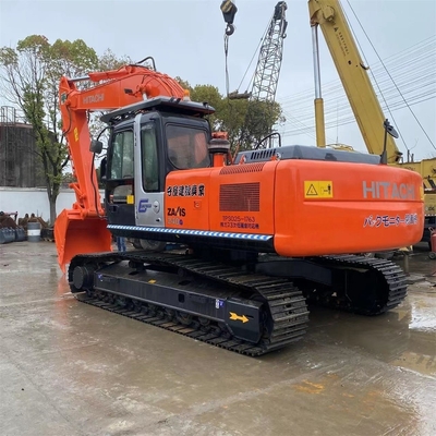 Une excavatrice Hitachi ZX240-3 de 24 tonnes bien entretenue, une machine à ramper d'occasion au Japon