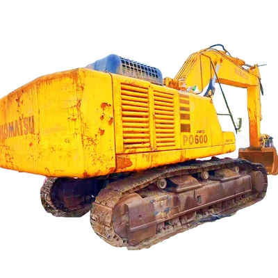 Excavateur KOMATSU PC600 d'occasion en excellent état avec peu de temps de travail