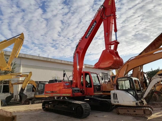 Excavateur hydraulique DOOSAN DX300LC Meilleur basse performance DOOSAN utilisé Bonne performance