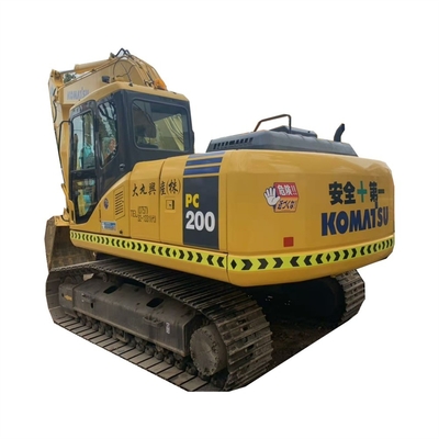 20 tonnes Komatsu PC200 Excavateur hydraulique moyen utilisé