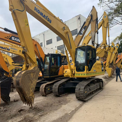 20 tonnes Komatsu PC200 Excavateur hydraulique moyen utilisé