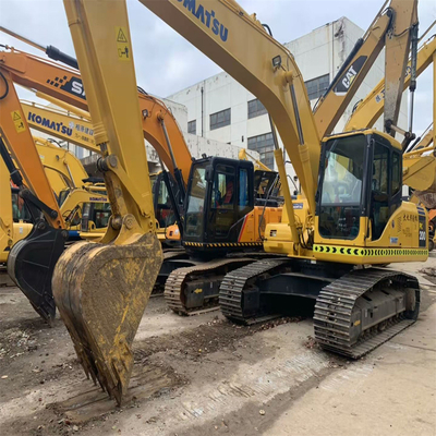 20 tonnes Komatsu PC200 Excavateur hydraulique moyen utilisé