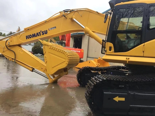 KOMATSU pc450-7 Excavatrice de 45 tonnes Machines lourdes avec des heures réduites et cylindre hydraulique
