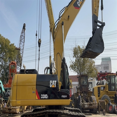 Excavateur CAT 330d2 de type Caterpillar d'occasion avec une capacité de seau de 1,1 m3 et peu de temps de travail
