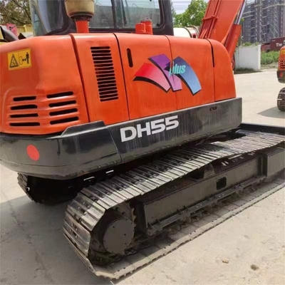 Excavatrice Doosan DH55 d'origine avec une capacité de seau de 0,3 M3 et un poids de fonctionnement de 5,5 TON