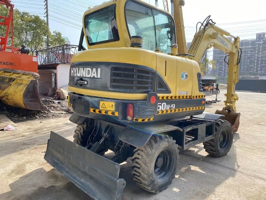 Excavateur à roues de 6 tonnes pour projets de construction
