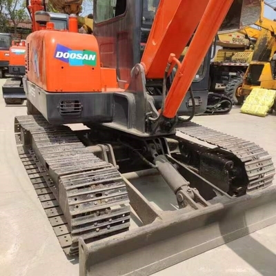 Doosan DH55 Excavatrice à chenille 5,5 tonnes couleur originale Mini Excavatrice utilisée à Shanghai