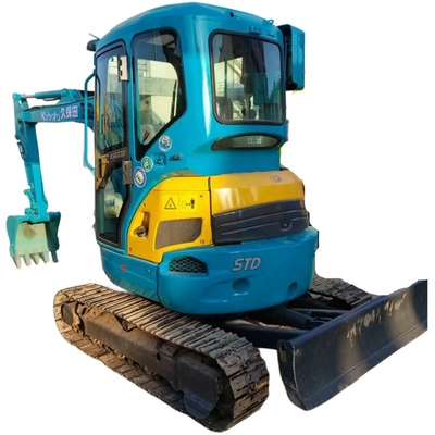 Excavateur Kubota KX135 de petite taille bien entretenu avec couleur originale
