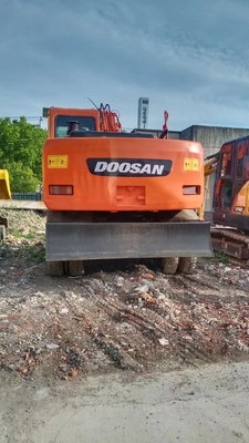 DOOSAN DH150w-7 Excavateur à roues Peinture originale et 16000 KG en stock pour la construction