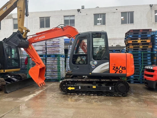 Moins d'heures d'utilisation Importé du Japon HITACHI ZX70 Machine de construction avec des avantages
