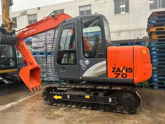 Moins d'heures d'utilisation Importé du Japon HITACHI ZX70 Machine de construction avec des avantages