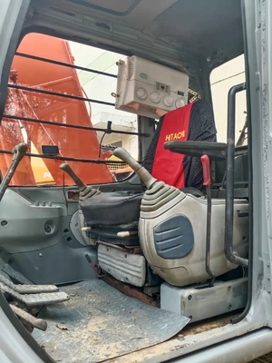 Excavateur HITACHI EX120 usagé en excellent état de fonctionnement avec 0-2000 heures de travail