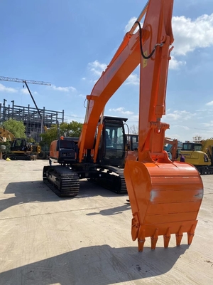 Excavateur HITACHI ZX200 en parfait état de fonctionnement