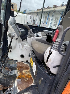 Excavatrice miniature HITACHI ZX55USR à haut rendement de 5,5 tonnes Poids de fonctionnement utilisé