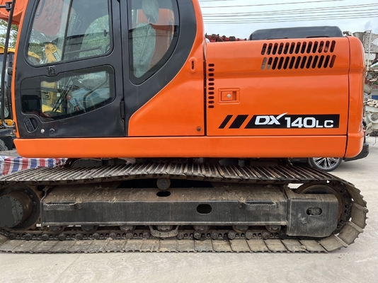 Excavateur hydraulique à rouleaux de seconde main 14TON Poids de fonctionnement Excavateur Doosan DX140LC