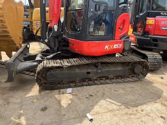 0.3m3 Capacité de seau Excavateur Kubota KX163 pour vos projets de chantier