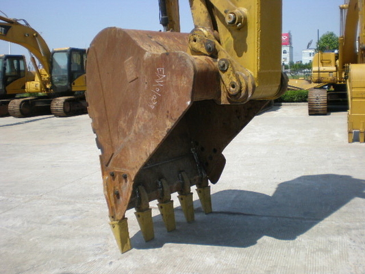 Excavateur d'occasion CAT 330D Excavateur à rampe avec de bonnes performances Basses heures de travail 0-2000