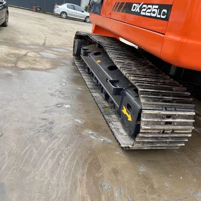 25000 kg Poids de la machine Doosan DX225LC Excavateur Japon Peinture originale 2017
