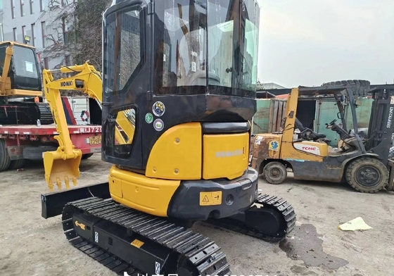Mini Digger KOMATSU PC35 Excavateur d'occasion Faible consommation de carburant et fabriqué au Japon