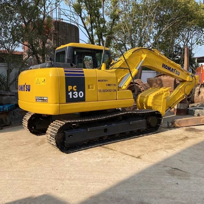 Poids de travail de 13 tonnes Excavateur Komatsu PC130 importé du Japon au chantier naval de Shanghai