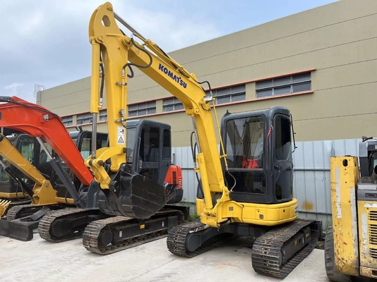 Excavateur Komatsu PC40 d'occasion 4 tonnes Excavateur à chaîne à rouleaux avec de bonnes performances