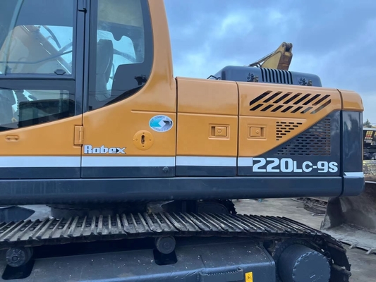 Travaux de construction utilisés Hyundai 220LC-9S Excavator avec moteur original de la Corée