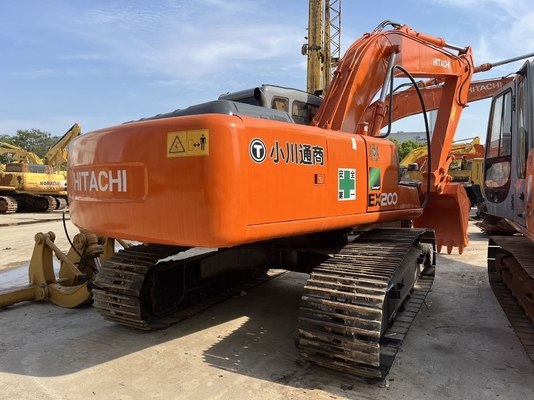 Excavateur d'occasion Hitachi EX200-3 en bon état de fonctionnement à un prix abordable avec couleur rouge