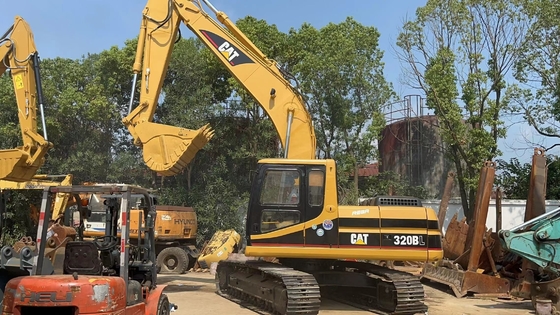 Excavateur d'origine de 20 tonnes CAT 320BL Excavateur d'occasion avec une puissance de 112 kW et certifié EPA / CE