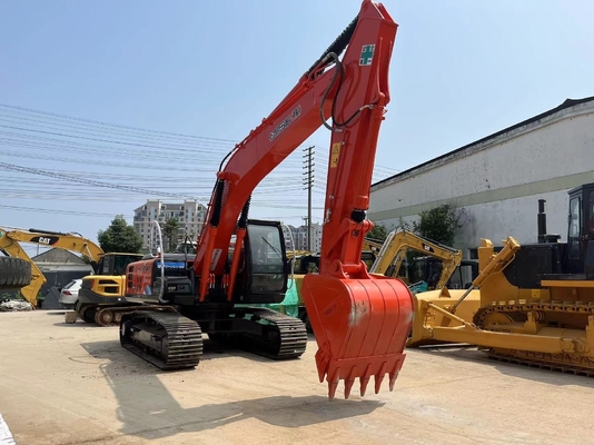 Excavatrice utilisée Hitachi ZX200-3G Crawler avec 112 kW de puissance et 0-2000 heures de travail