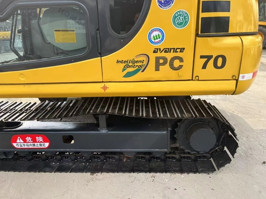 Excavateur d'occasion Komtsu PC70 avec moteur japonais en bon état