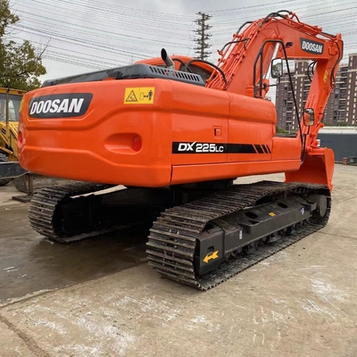 22 TON Poids de fonctionnement Excavateur Doosan DX225LC utilisé avec soupape hydraulique d'origine