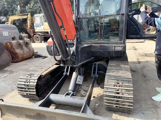 Excavateur d'occasion Doosan DX60 de 6 tonnes en parfait état