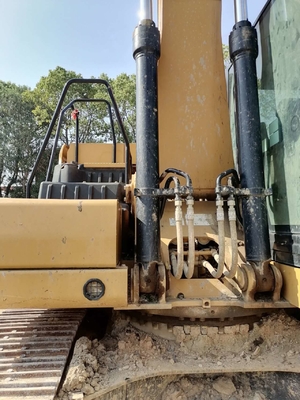 Excavateur d'occasion de 20 tonnes avec excavateur à chenille Cat 320GC et 110 kW