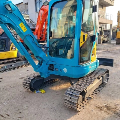 Excavateur Kubota KX135 d'occasion avec capacité de seau de 0,11 m3 et autre cylindre hydraulique